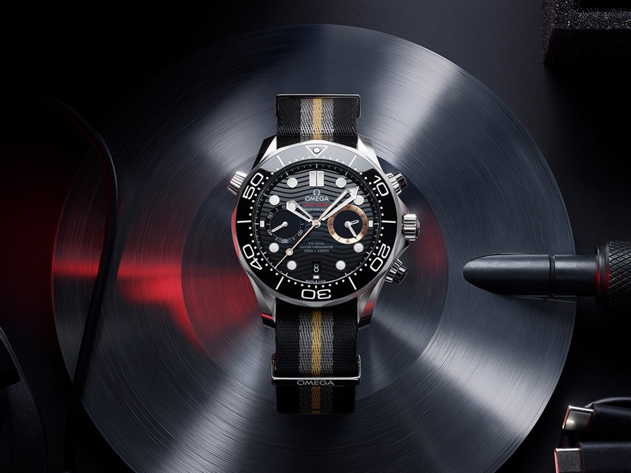 Finally, the watch in the James Bond game is released in the real world, Omega Seamaster Diver 300M Chronograph 007 First Light